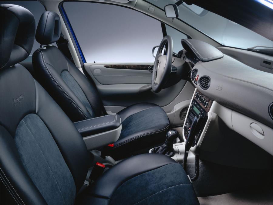  Mercedes-Benz A-Class 2000 года  (фото 3 из 12)